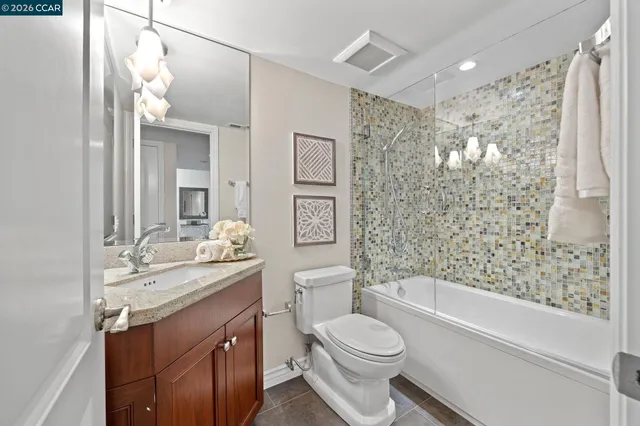 $690,500 | 1129 Avenida Sevilla, Unit 5B, Walnut Creek, CA 94595