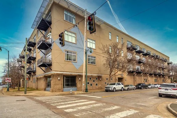 $215,900 | 648 Riverside Drive, Unit 316, Memphis, TN 38103