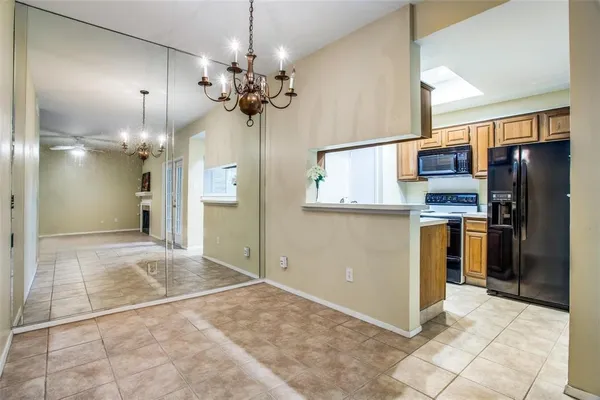 $1,650 | 8601 Park Lane, Unit 212, Dallas, TX 75231