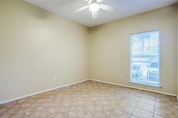 $1,650 | 8601 Park Lane, Unit 212, Dallas, TX 75231