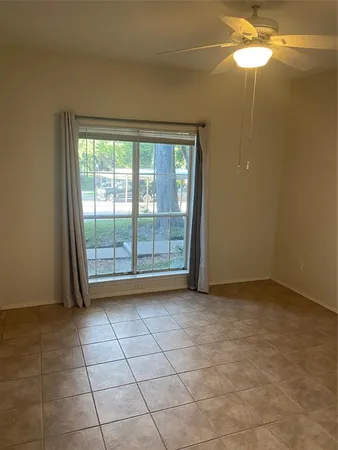 $1,650 | 8601 Park Lane, Unit 212, Dallas, TX 75231