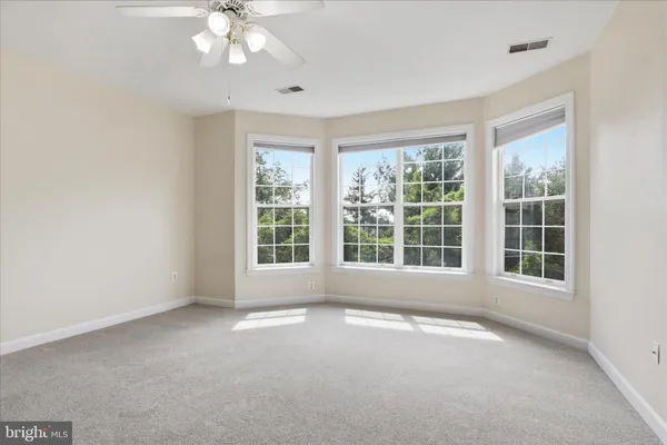 $3,350 | 981 Herons Run Lane, Woodbridge, VA 22191