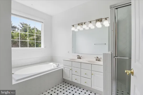 $3,350 | 981 Herons Run Lane, Woodbridge, VA 22191