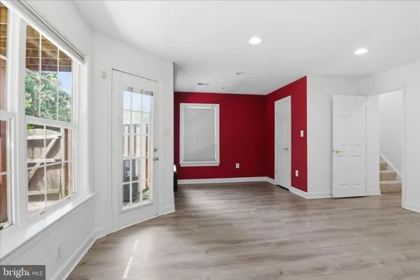 $3,350 | 981 Herons Run Lane, Woodbridge, VA 22191