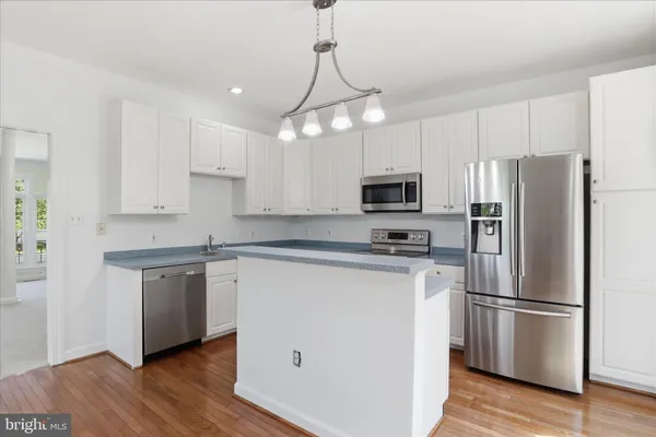 $3,350 | 981 Herons Run Lane, Woodbridge, VA 22191