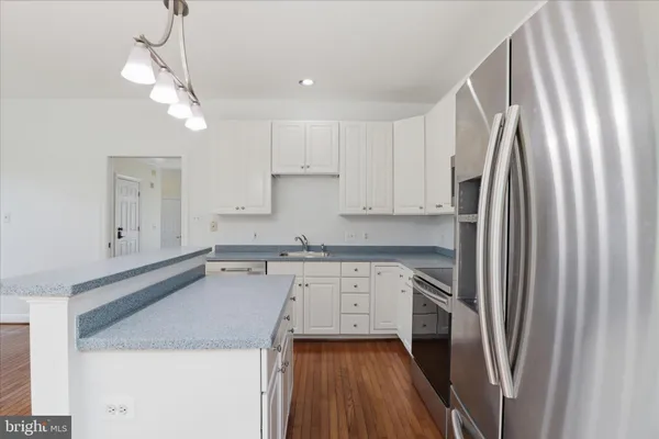 $3,350 | 981 Herons Run Lane, Woodbridge, VA 22191