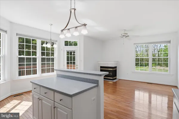$3,350 | 981 Herons Run Lane, Woodbridge, VA 22191