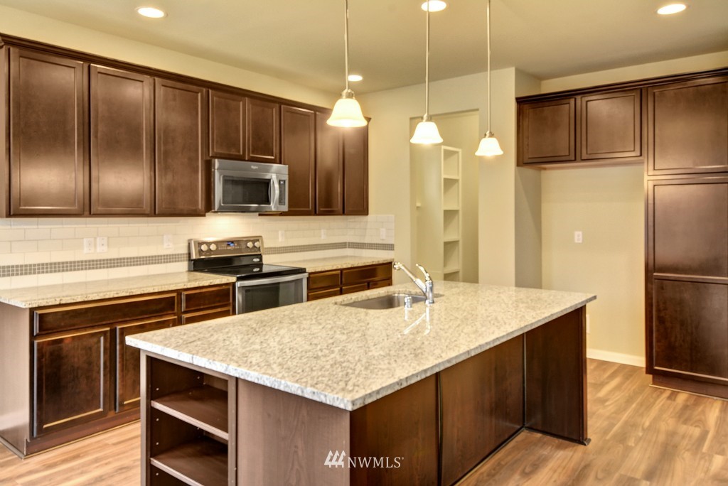 5467 Timber Ridge Drive, Unit 5060 Mount Vernon, WA 98273 - Photo 2 of 17 Gallery Image 2