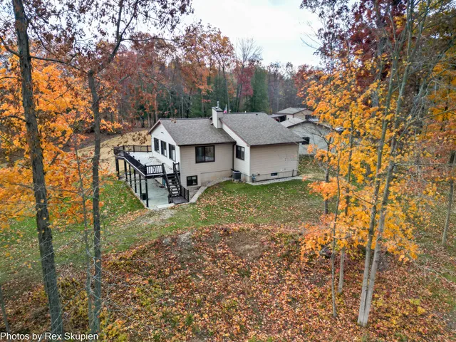 $649,000 | 8980 East 128th Street, Sand Lake, MI 49343