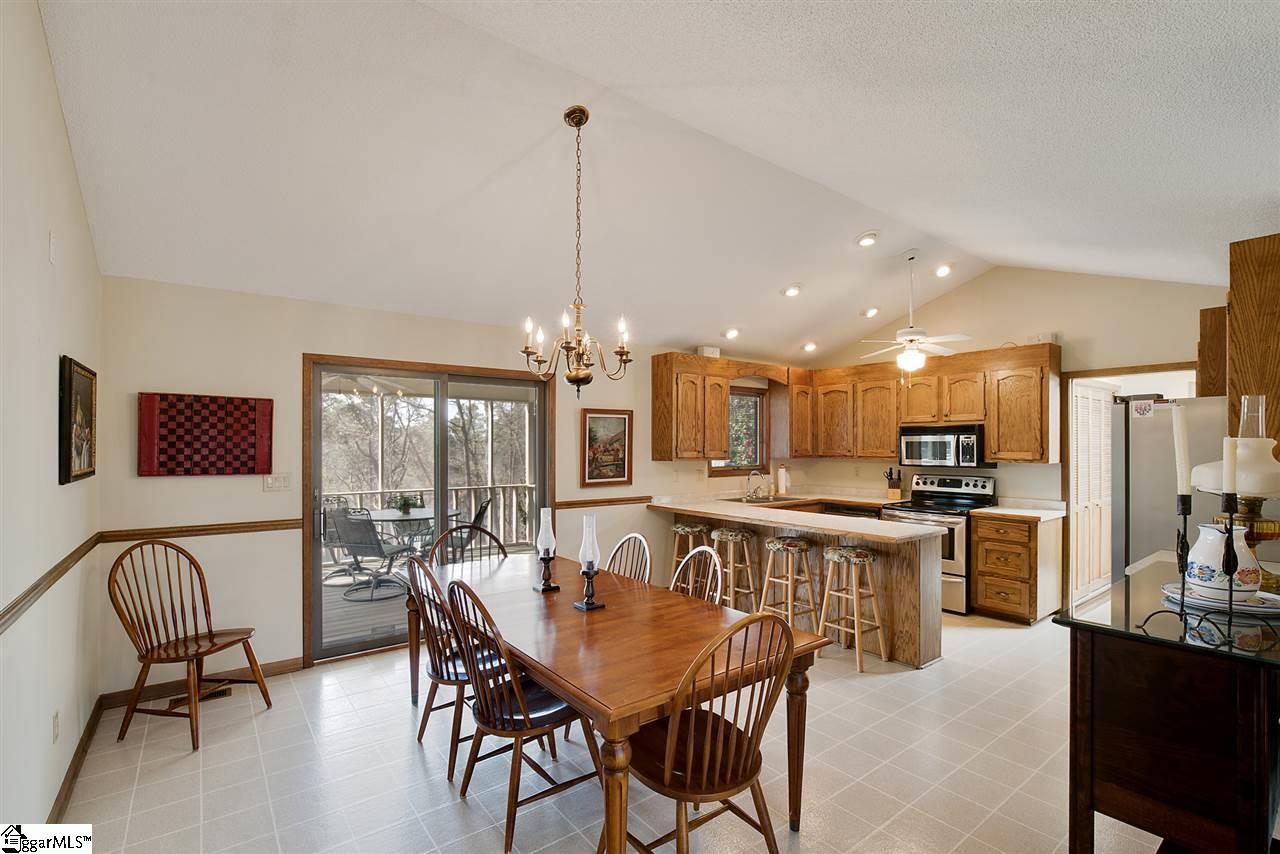 135 Sapphire Point Anderson, SC 29626 - Photo 3 of 36 Gallery Image 3