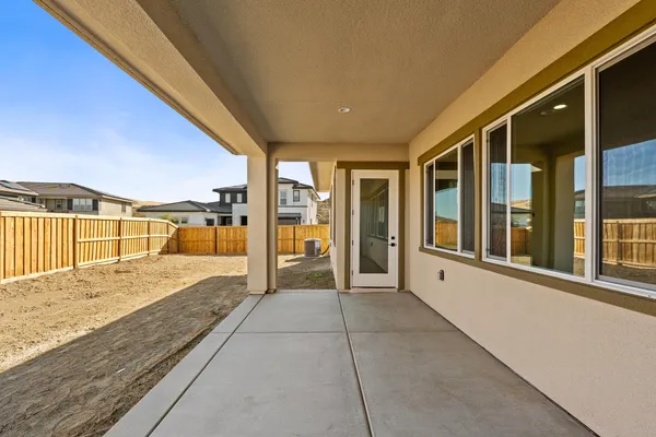 $745,999 | 4527 Iron Creek, Friant, CA 93626