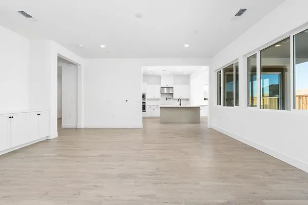 $745,999 | 4527 Iron Creek, Friant, CA 93626