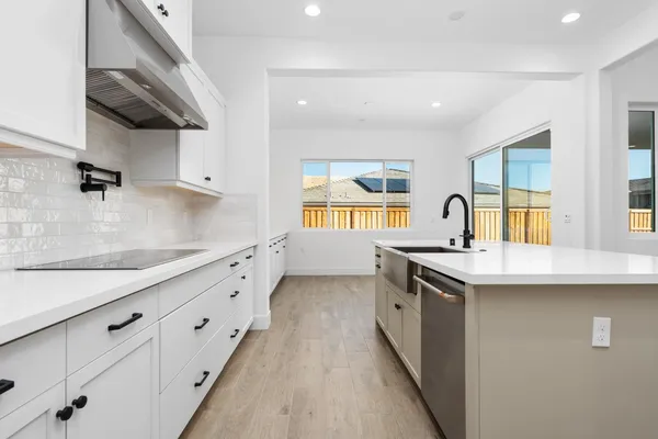 $745,999 | 4527 Iron Creek, Friant, CA 93626