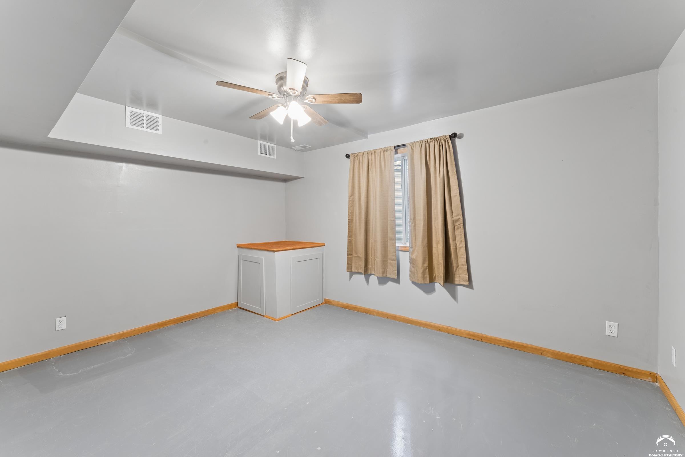 2132 East 26th Street Lawrence, KS 66046 - Photo 44 of 59