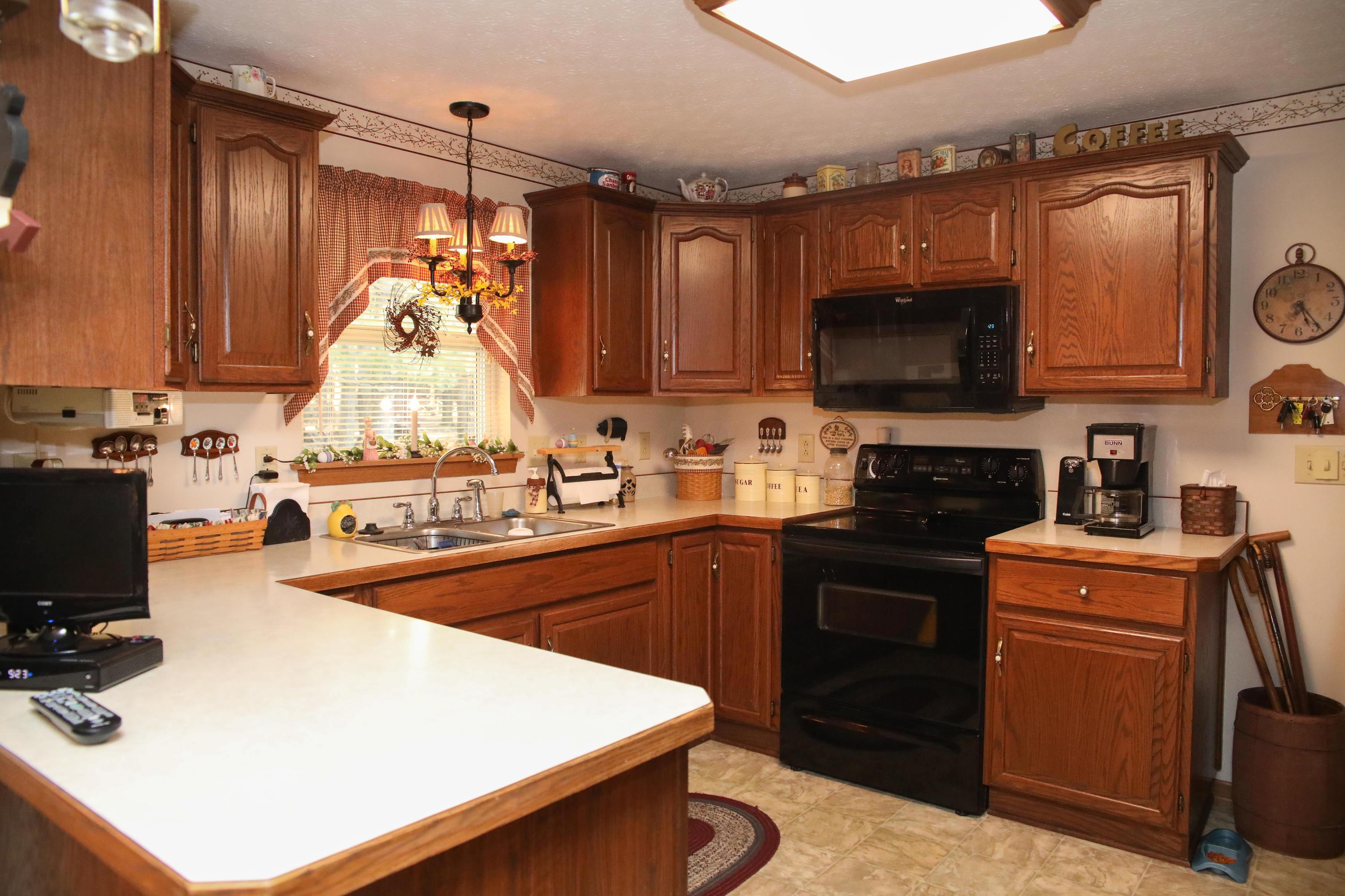7794 Panhandle Road Southeast Heath, OH 43056 - Photo 8 of 29