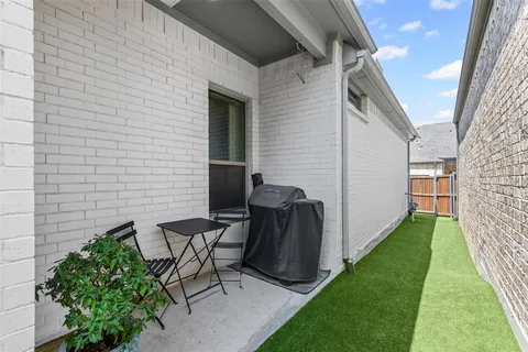 $365,000 | 5625 Traveller Drive, North Richland Hills, TX 76180