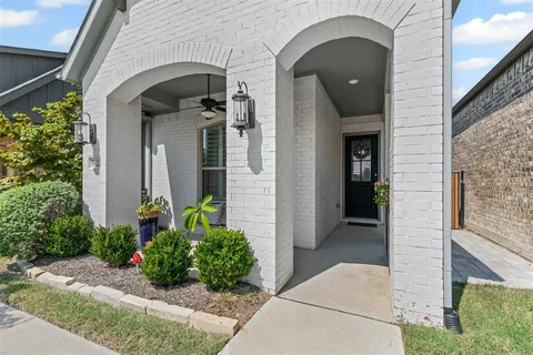 $365,000 | 5625 Traveller Drive, North Richland Hills, TX 76180
