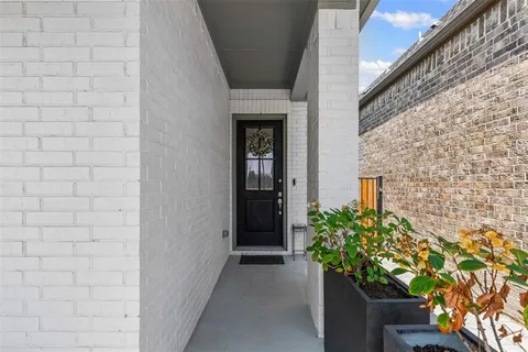 $365,000 | 5625 Traveller Drive, North Richland Hills, TX 76180