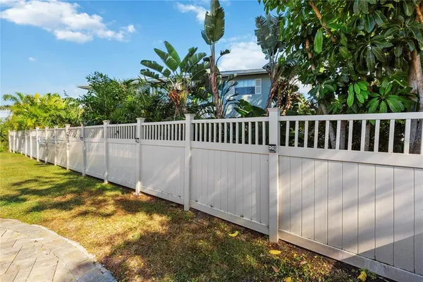 $2,199,000 | 411 Belle Isle Avenue, Belleair Beach, FL 33786