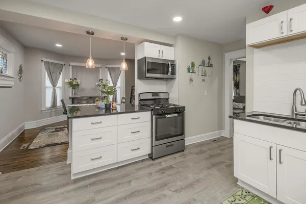 $249,900 | 714 Western Avenue North, St. Paul, MN 55103