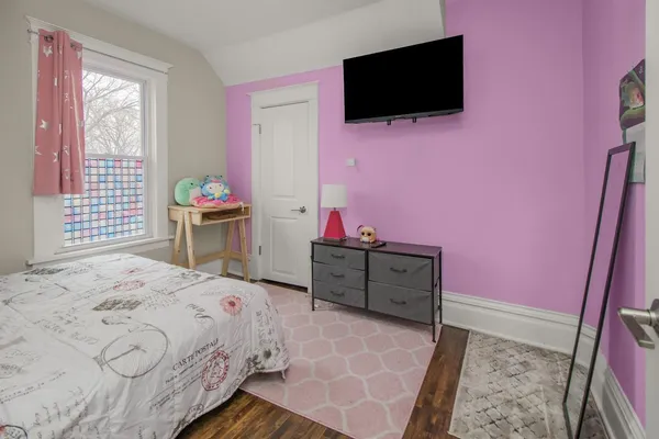 $249,900 | 714 Western Avenue North, St. Paul, MN 55103