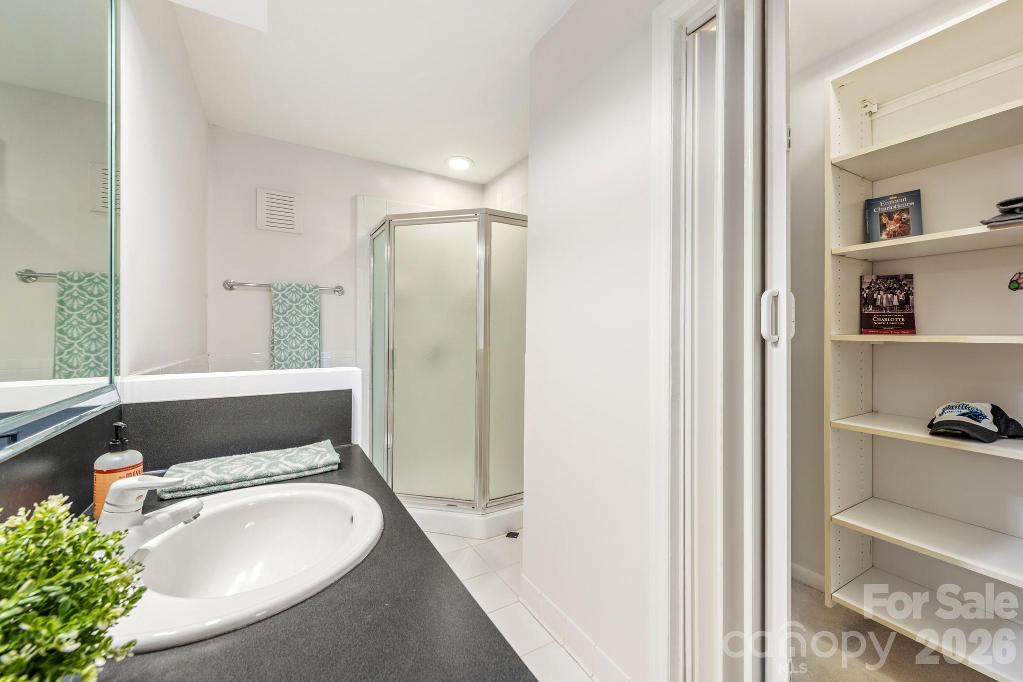1323 Queens Road, Unit 321 Charlotte, NC 28207 - Photo 16 of 30