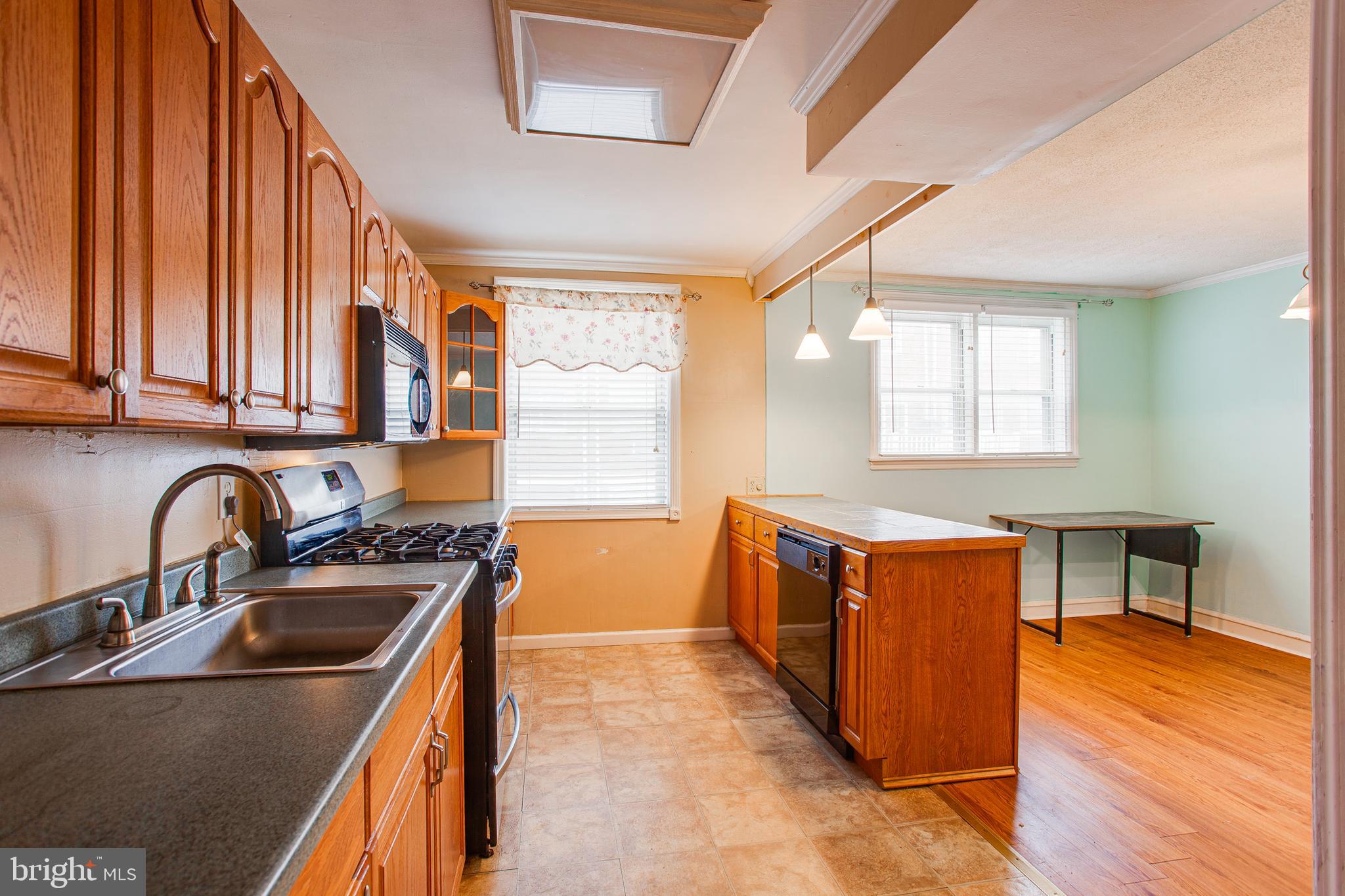 2829 Benner Street Philadelphia, PA 19149 - Photo 12 of 26