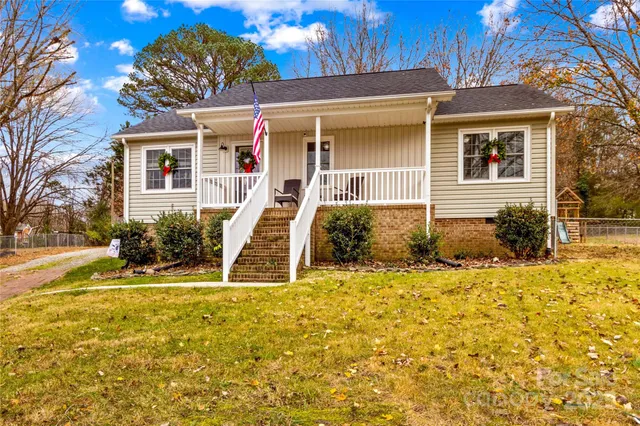 $299,000 | 425 Cove Lane, China Grove, NC 28023