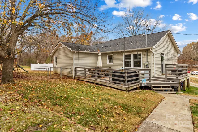 $299,000 | 425 Cove Lane, China Grove, NC 28023