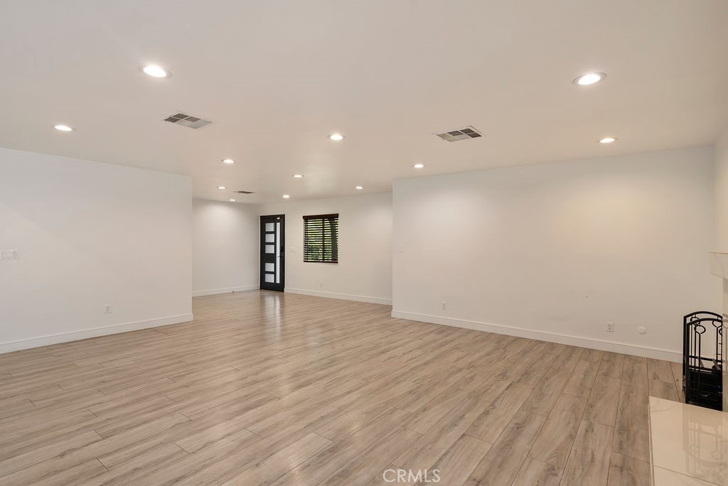 18646 Ingomar Street Reseda, CA 91335 - Photo 21 of 63