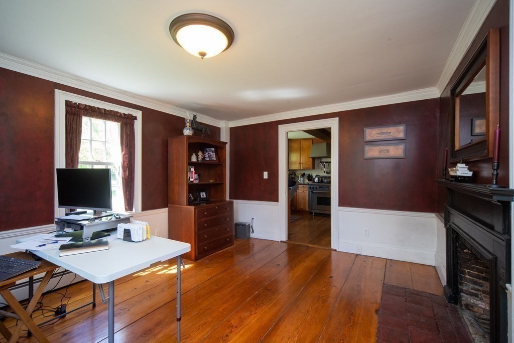 338 Neck Road Lancaster, MA 01523 - Photo 23 of 42 a workspace with furniture hardwood and a window
