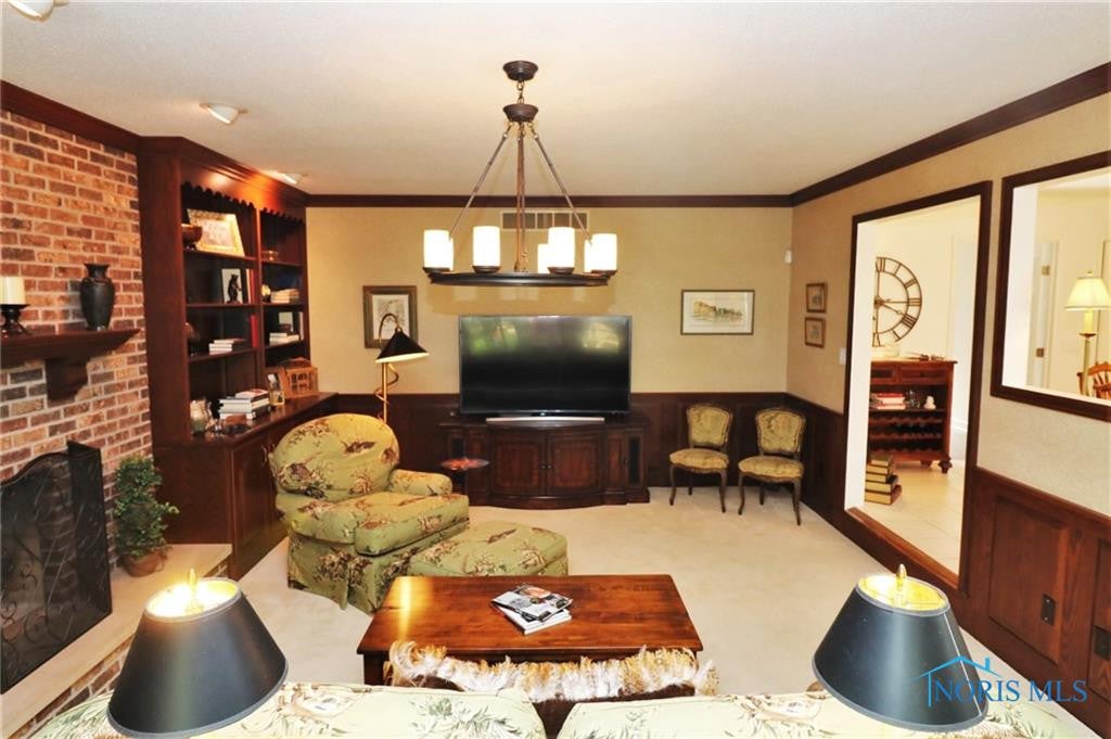2906 Secretariat Road Toledo, OH 43615 - Photo 11 of 28 Gallery Image 11