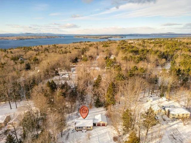 $349,999 | 37 Pilgrim Road, Standish, ME 04084