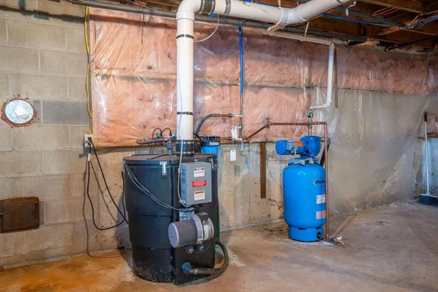 $349,999 | 37 Pilgrim Road, Standish, ME 04084