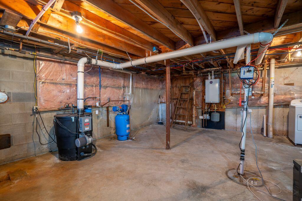 37 Pilgrim Road Standish, ME 04084 - Photo 28 of 33 19_DSC06709