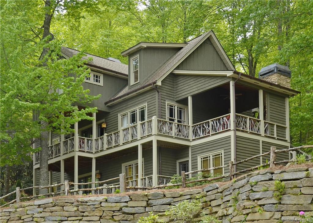 32 Rendezvous Ridge, Unit 3 Cashiers, NC 28717 - Photo 1 of 24 Gallery Image 1