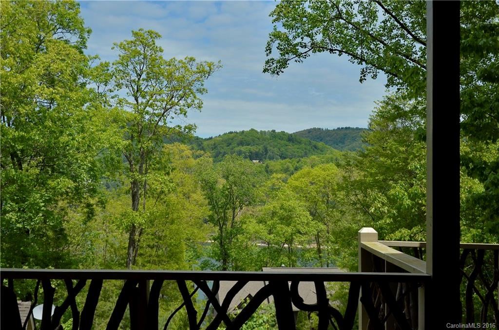 32 Rendezvous Ridge, Unit 3 Cashiers, NC 28717 - Photo 2 of 24 Gallery Image 2