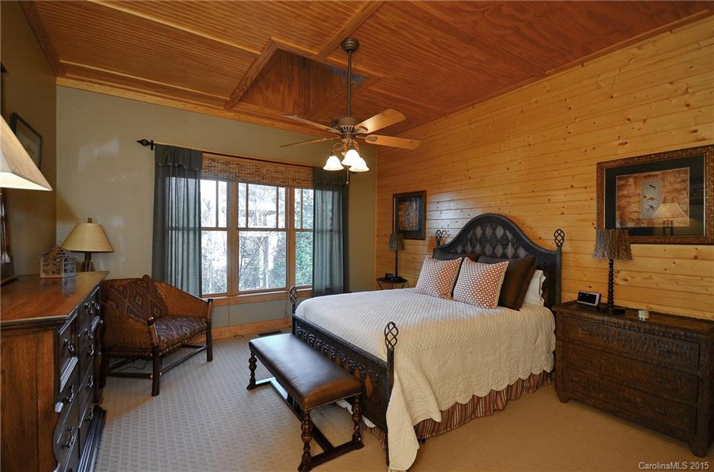 32 Rendezvous Ridge, Unit 3 Cashiers, NC 28717 - Photo 12 of 24 Gallery Image 12