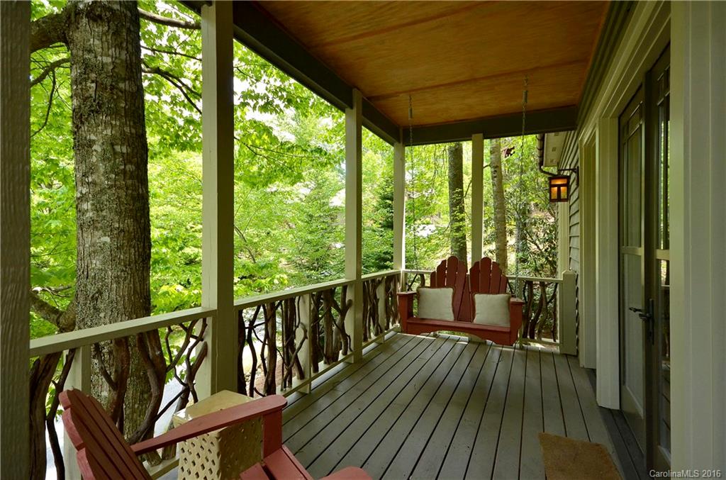 32 Rendezvous Ridge, Unit 3 Cashiers, NC 28717 - Photo 3 of 24 Gallery Image 3