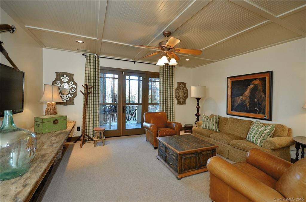 32 Rendezvous Ridge, Unit 3 Cashiers, NC 28717 - Photo 22 of 24 Gallery Image 22