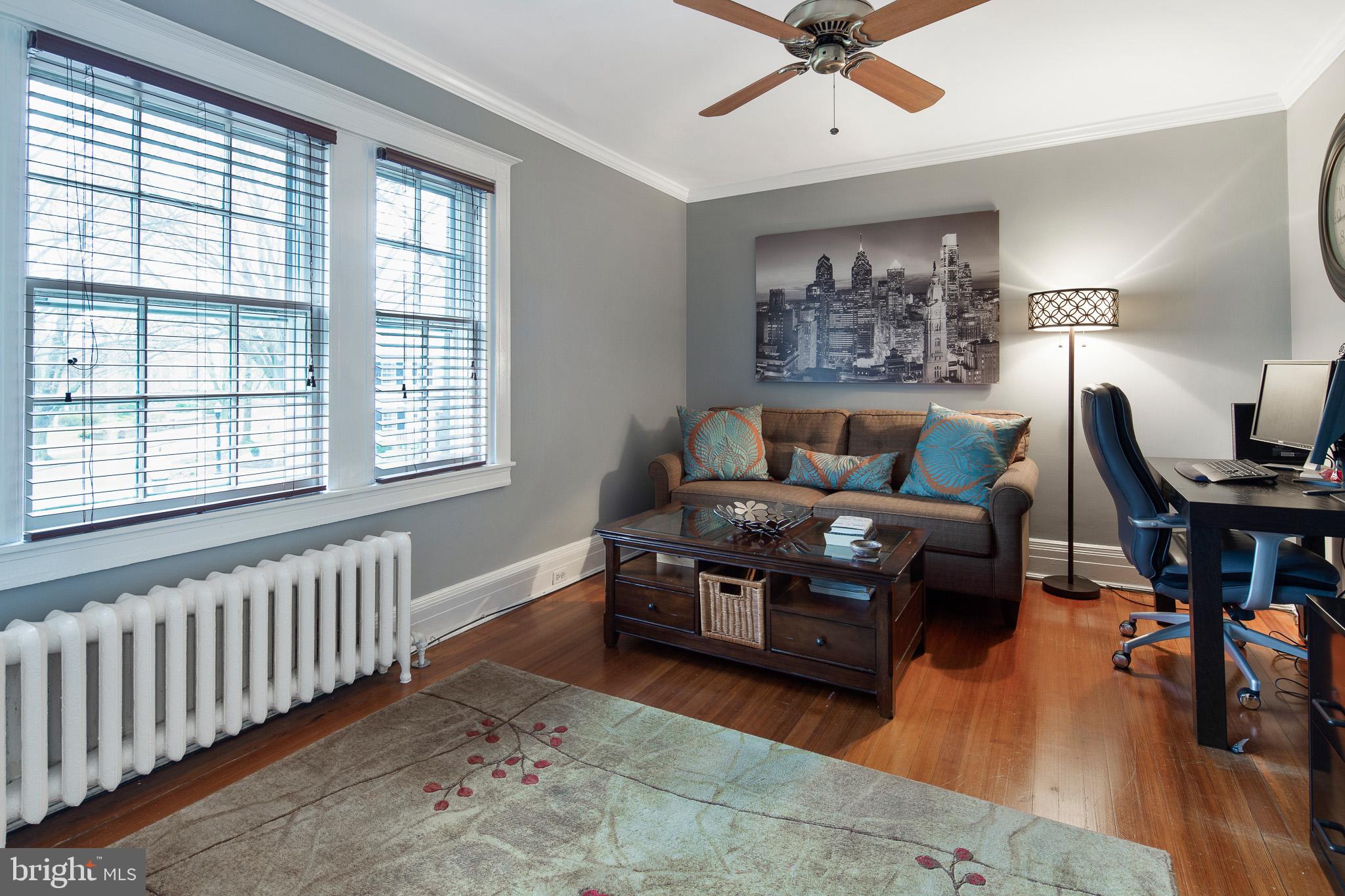 9 Crawford Circle Wilmington, DE 19805 - Photo 10 of 20 Bedroom 1 with walk in closet