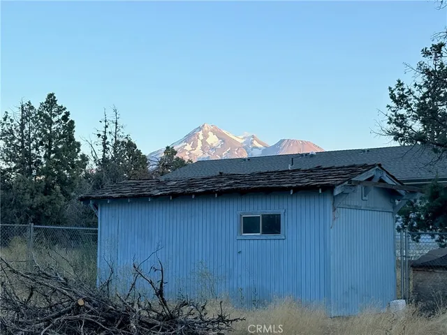 $235,000 | 13409 County Hwy A-12, Montague, CA 96064