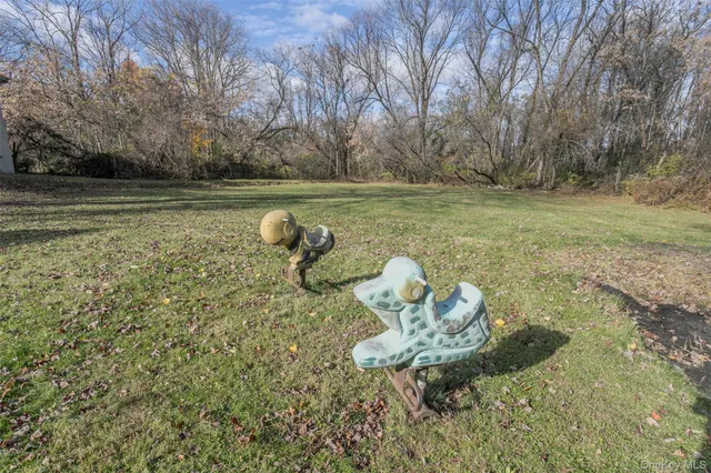 a view of a outdoor space