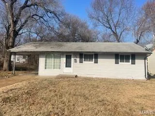 $139,900 | 95 Florissant Park Drive, Florissant, MO 63031