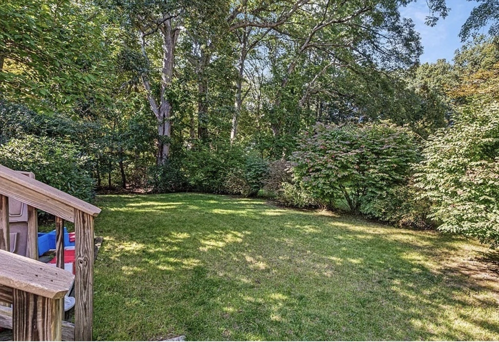 14 Hoover Road Northborough, MA 01532 - Photo 16 of 27