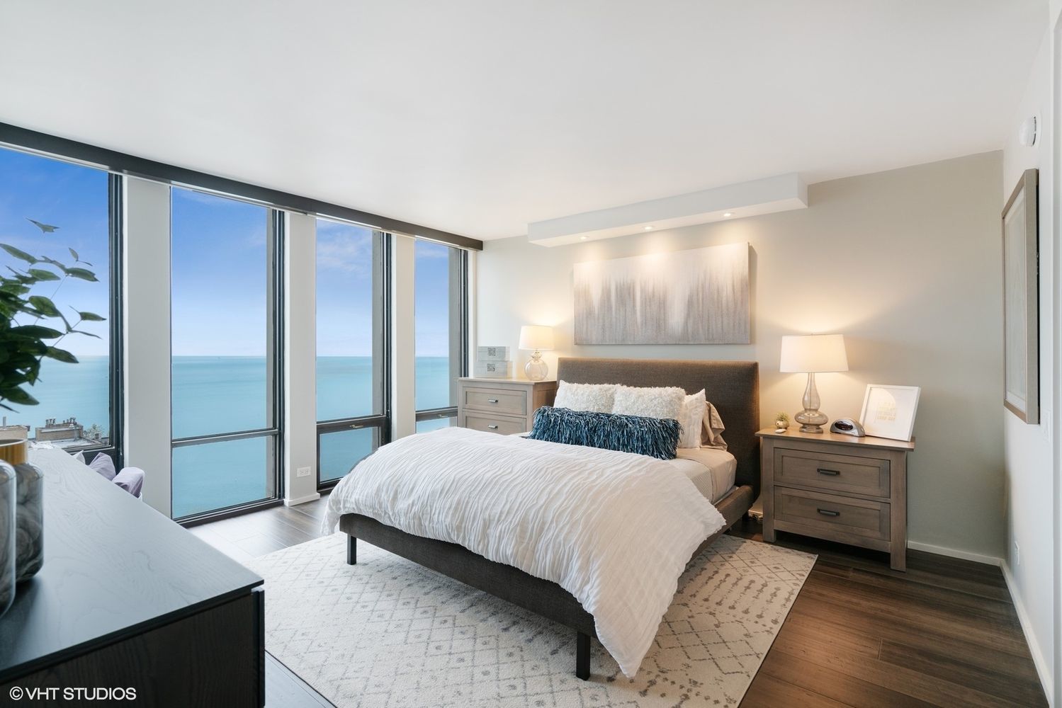 200 East Delaware Place, Unit 32B Chicago, IL 60611 - Photo 12 of 19