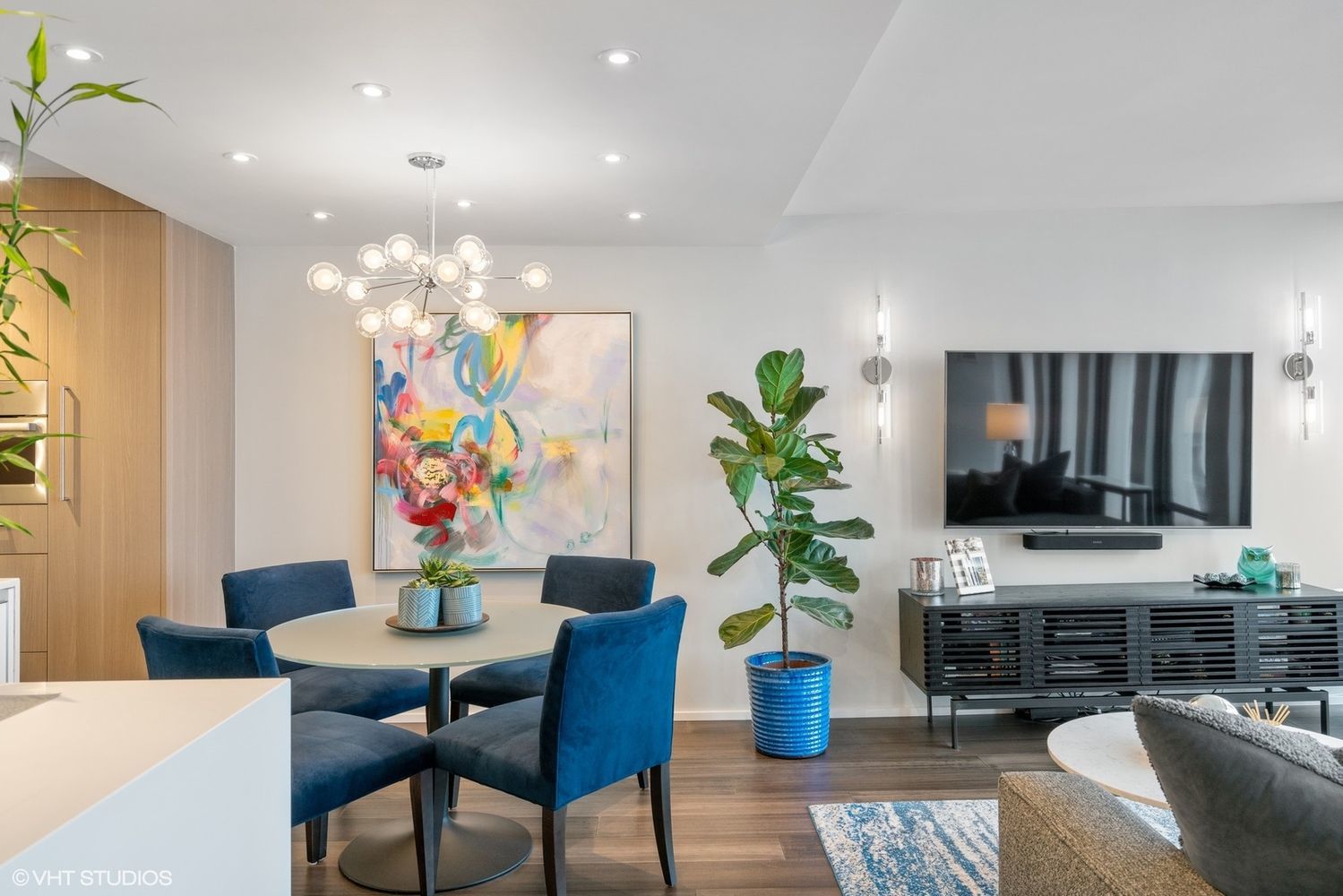 200 East Delaware Place, Unit 32B Chicago, IL 60611 - Photo 6 of 19