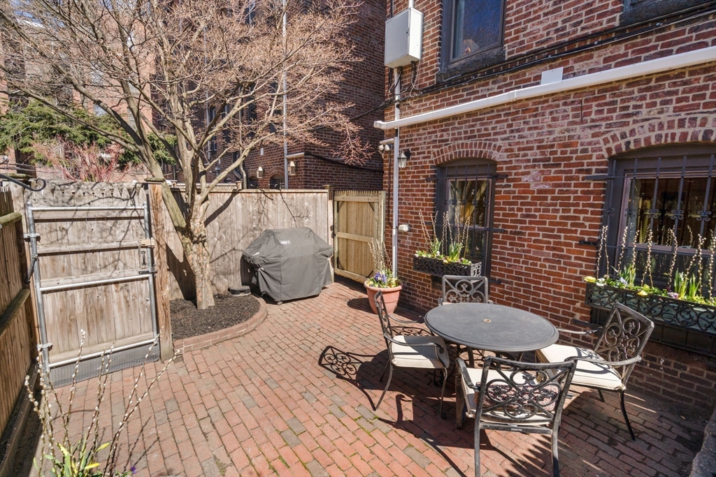 17 Follen Street, Unit 1 Boston, MA 02116 - Photo 6 of 19