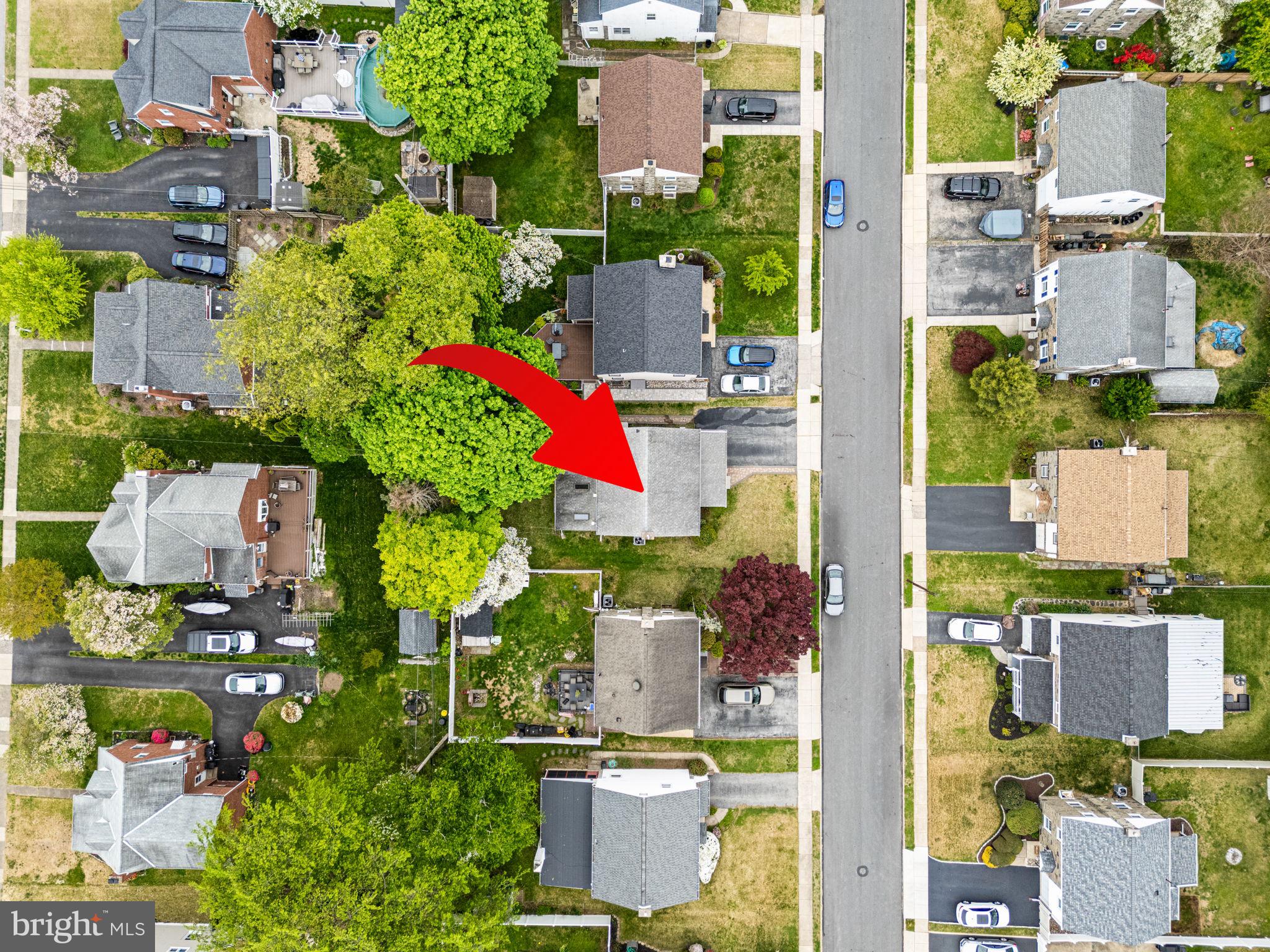 481 Maplewood Road Springfield, PA 19064 - Photo 30 of 31 an aerial view of multiple house