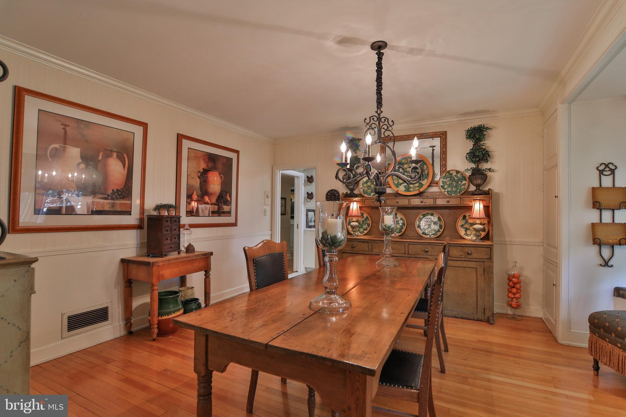 1906 Sycamore Street Bethlehem, PA 18017 - Photo 12 of 50